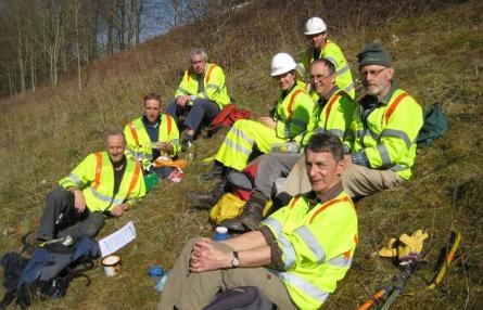 Photo of roadside conservation volunteers resting